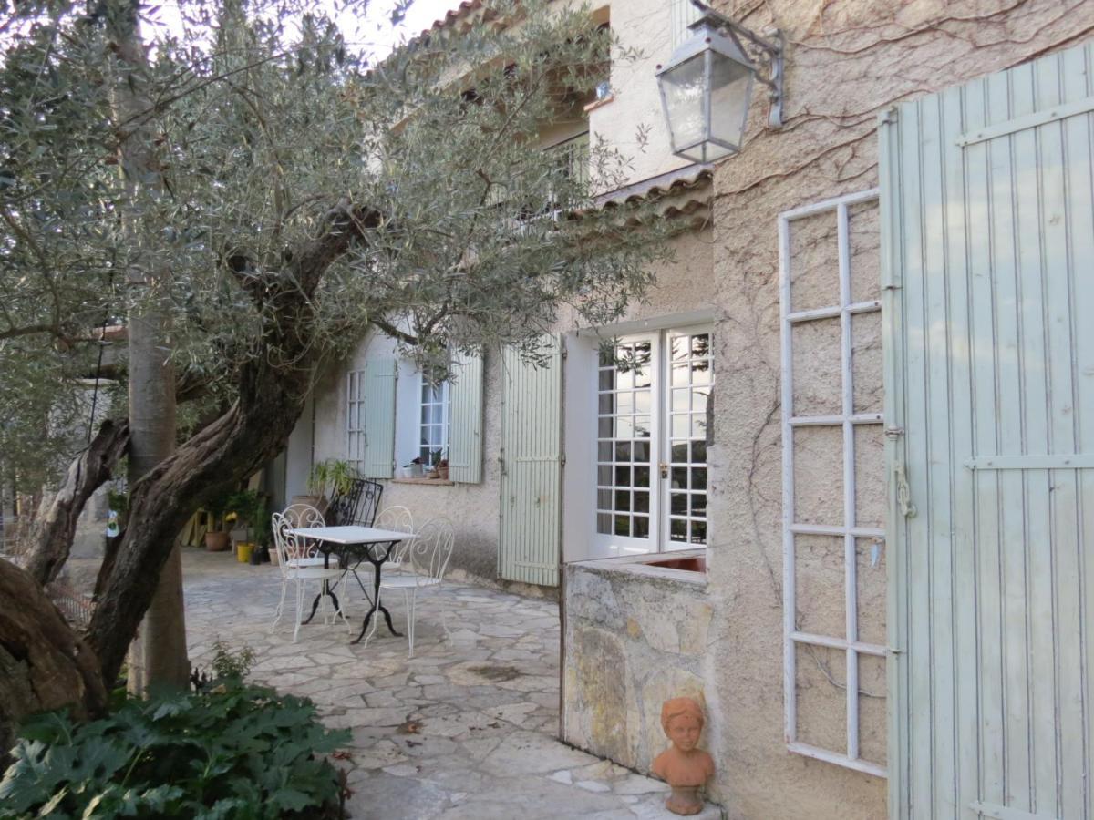 Bed and Breakfast Mas Lou Piastoun Fayence Exteriér fotografie