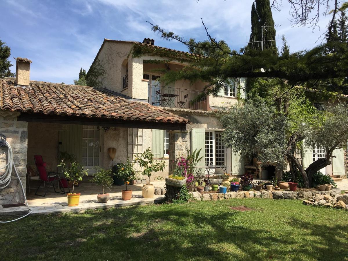 Bed and Breakfast Mas Lou Piastoun Fayence Exteriér fotografie